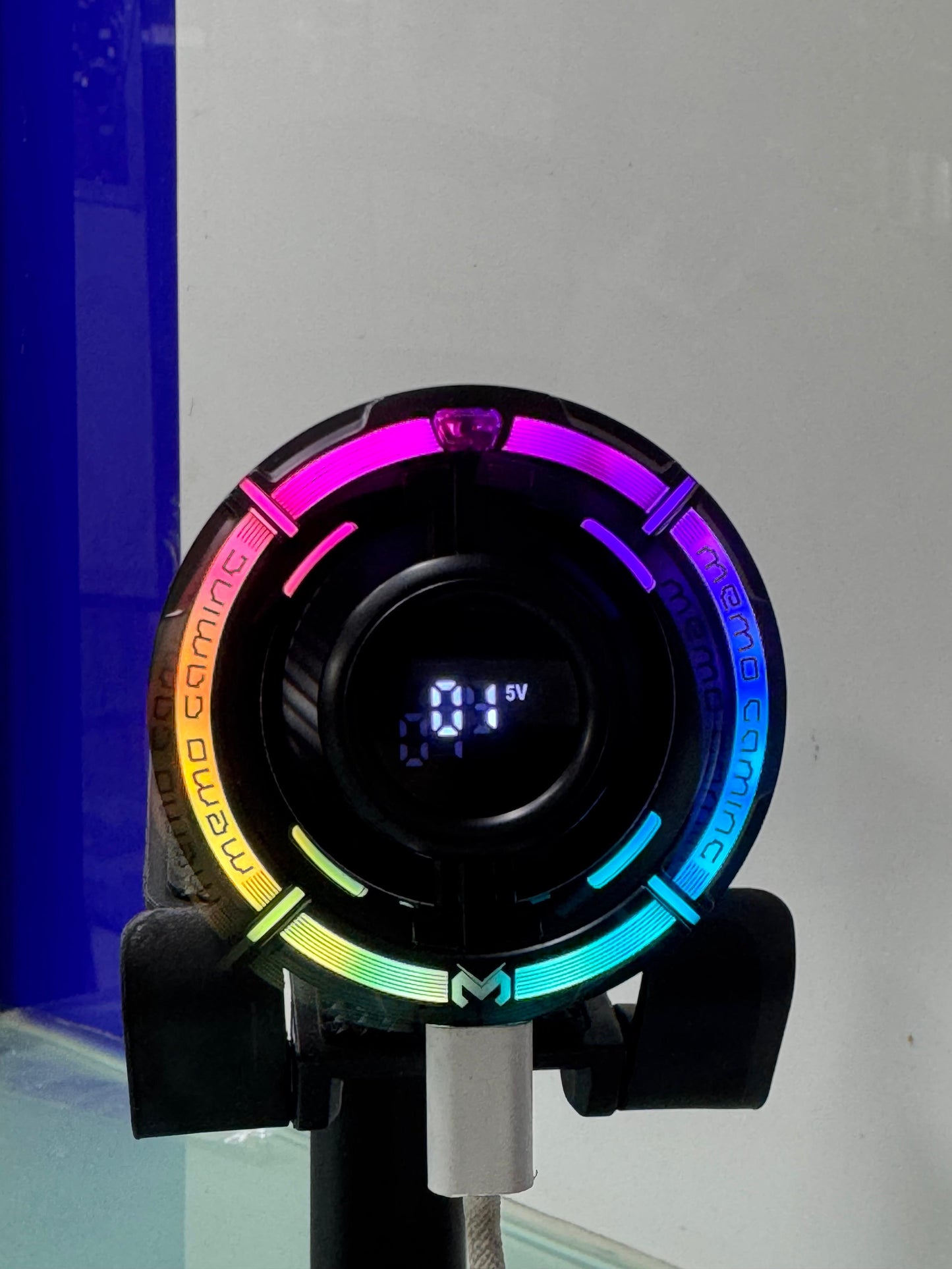 Memo CX15 Cooling Fan – RGB Mobile Gaming Radiator with Digital Temperature Display & Semiconductor Dual Cooling
