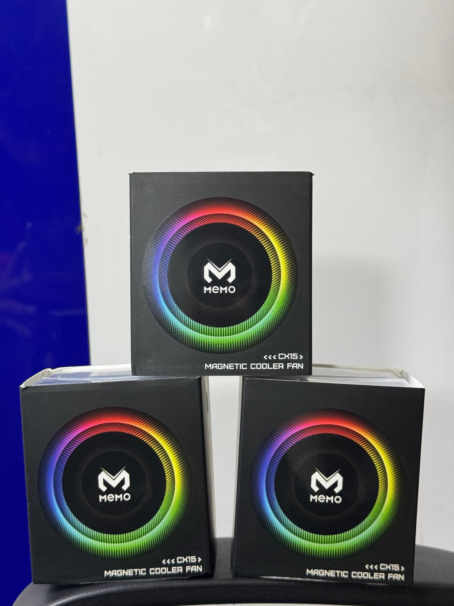 Memo CX15 Cooling Fan – RGB Mobile Gaming Radiator with Digital Temperature Display & Semiconductor Dual Cooling
